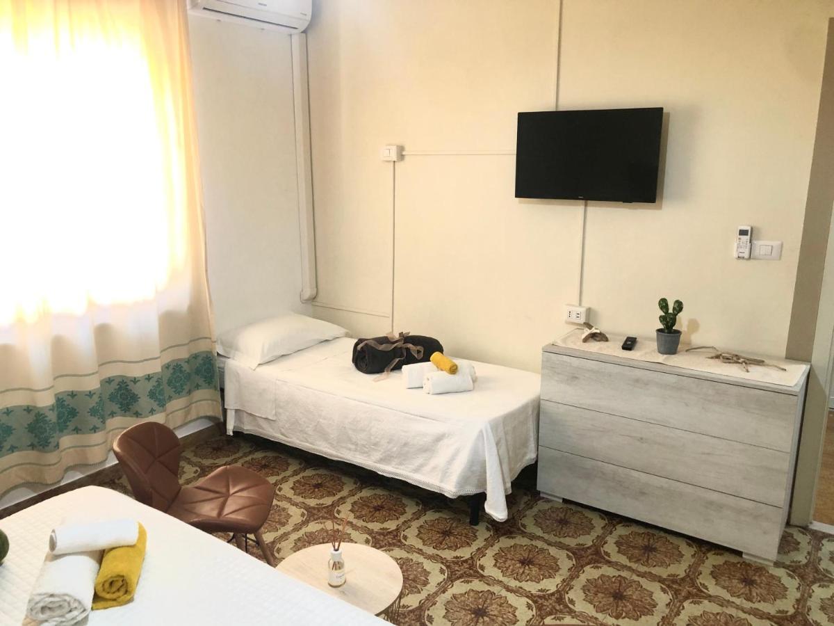 City B&B Castelsardo Bagian luar foto